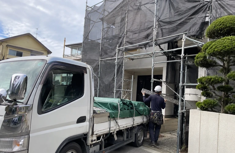 岡山市外でも安心！外壁リフォームの車両対策