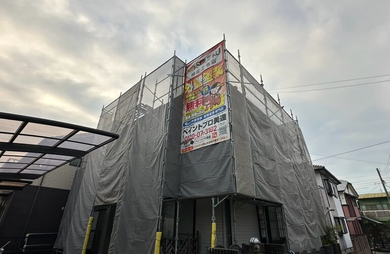 岡山の家を、塗り替えの好機から守る。年内か春か、後悔しない外壁塗装を。